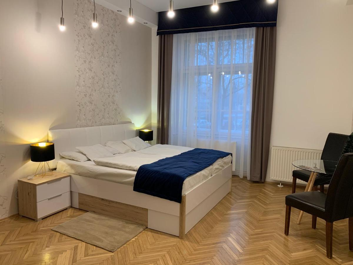 W19 Apartments Miskolc Luaran gambar