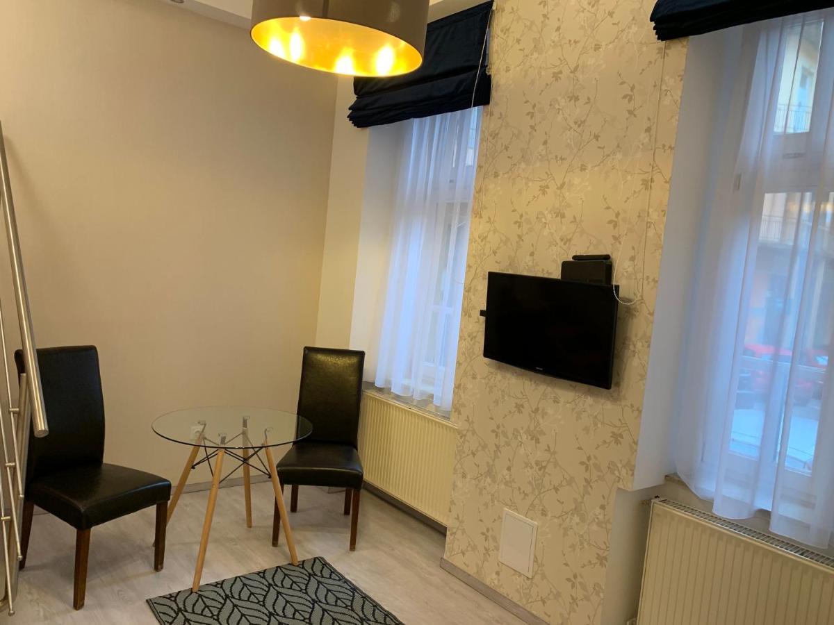 W19 Apartments Miskolc Luaran gambar