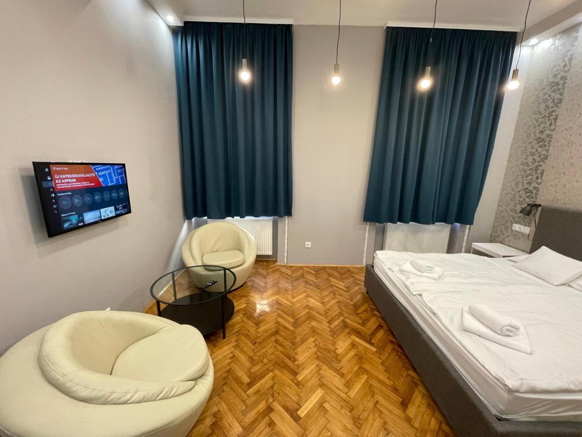 W19 Apartments Miskolc Luaran gambar