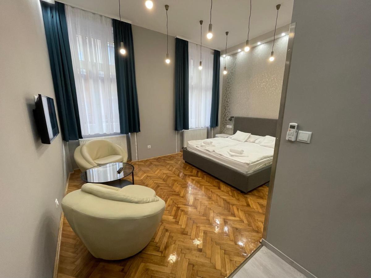 W19 Apartments Miskolc Luaran gambar