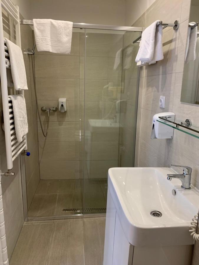 W19 Apartments Miskolc Luaran gambar