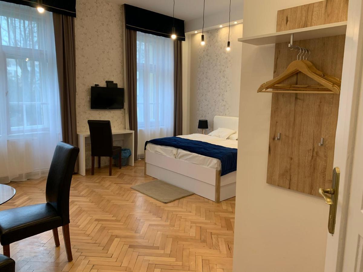 W19 Apartments Miskolc Luaran gambar