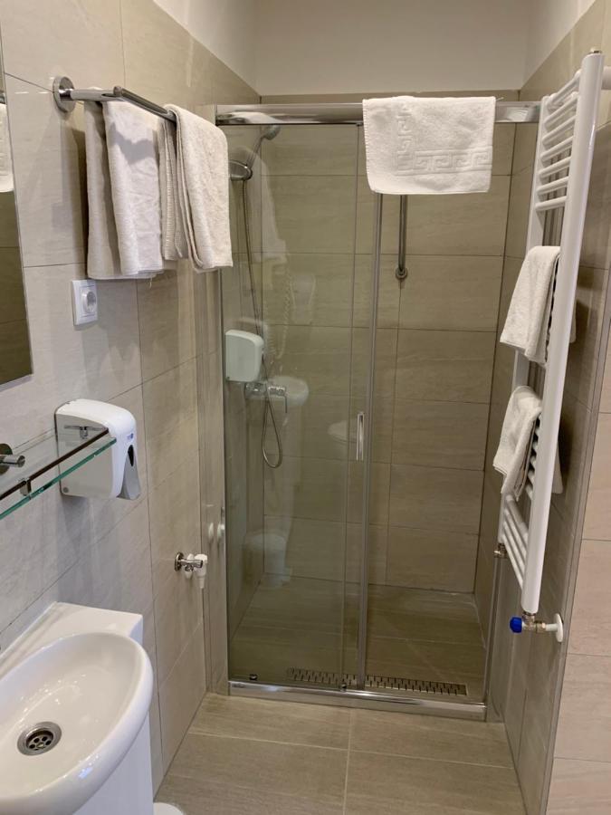W19 Apartments Miskolc Luaran gambar